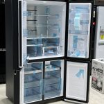 درهای باز شده یخچال هیتاچی R-WB720VUQ0
